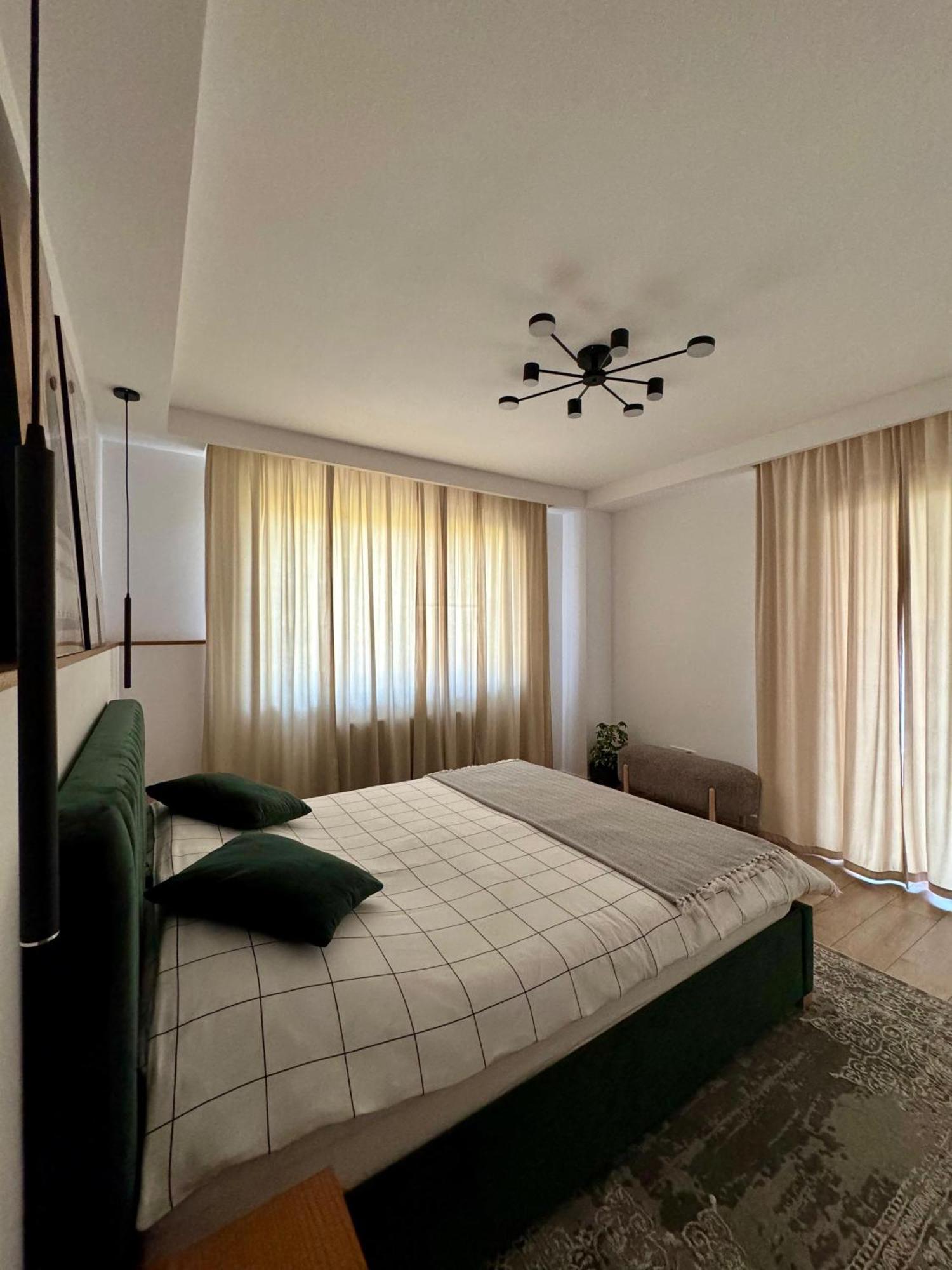 The Perfect Space - New1Bedroom & Parking Marosvásárhely Kültér fotó